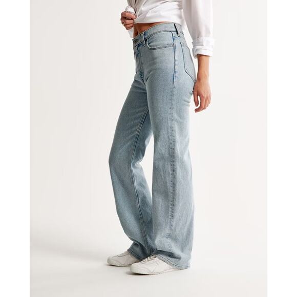 Abercrombie & Fitch Curve Love High Rise 90s Relaxed Jean - 25 - Picture 4 of 8